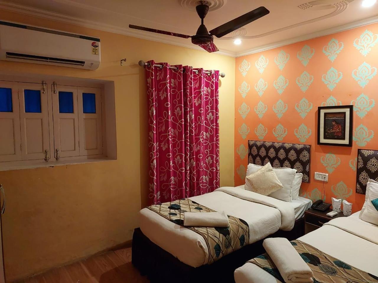 Tara Guest House Варанасі Екстер'єр фото